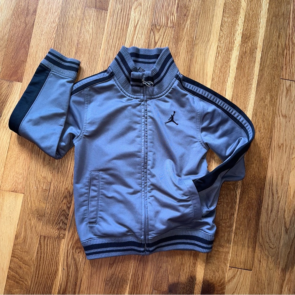 Jordan Full-Zip Track Jacket Kids Size 6 Grey/Black Jumpman Logo Authentic USED